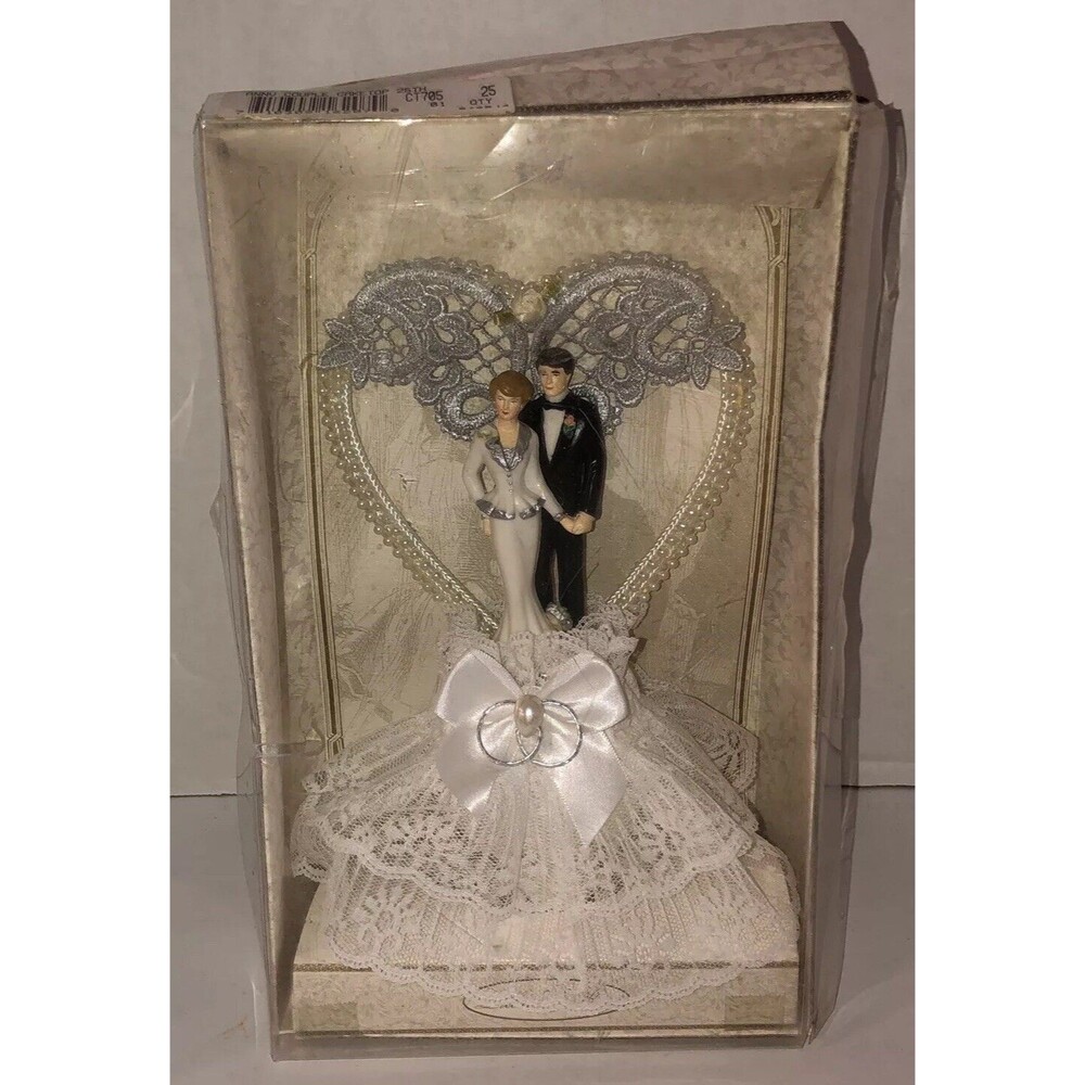 Vintage LILLIAN ROSE White Cake Topper Pearls Bride Groom Couple 25th Heart NEW
